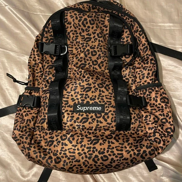 Supreme ヒョウ柄 リュック 20AW Supreme レオパード バックパック
